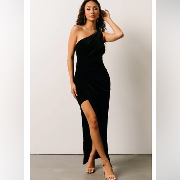 Baltic Born Velvet Dress - Picture 1 of 3